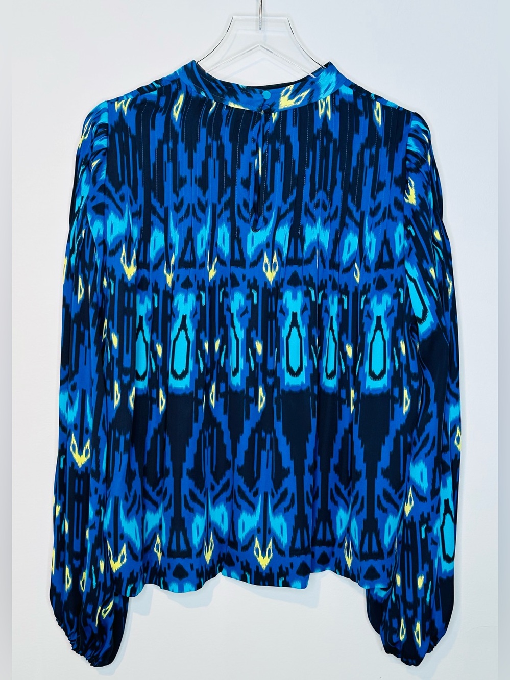 Marie Oliver Blue Silk Abstract Print Long Sleeve Top Shirt Blouse - Picture 2 of 9